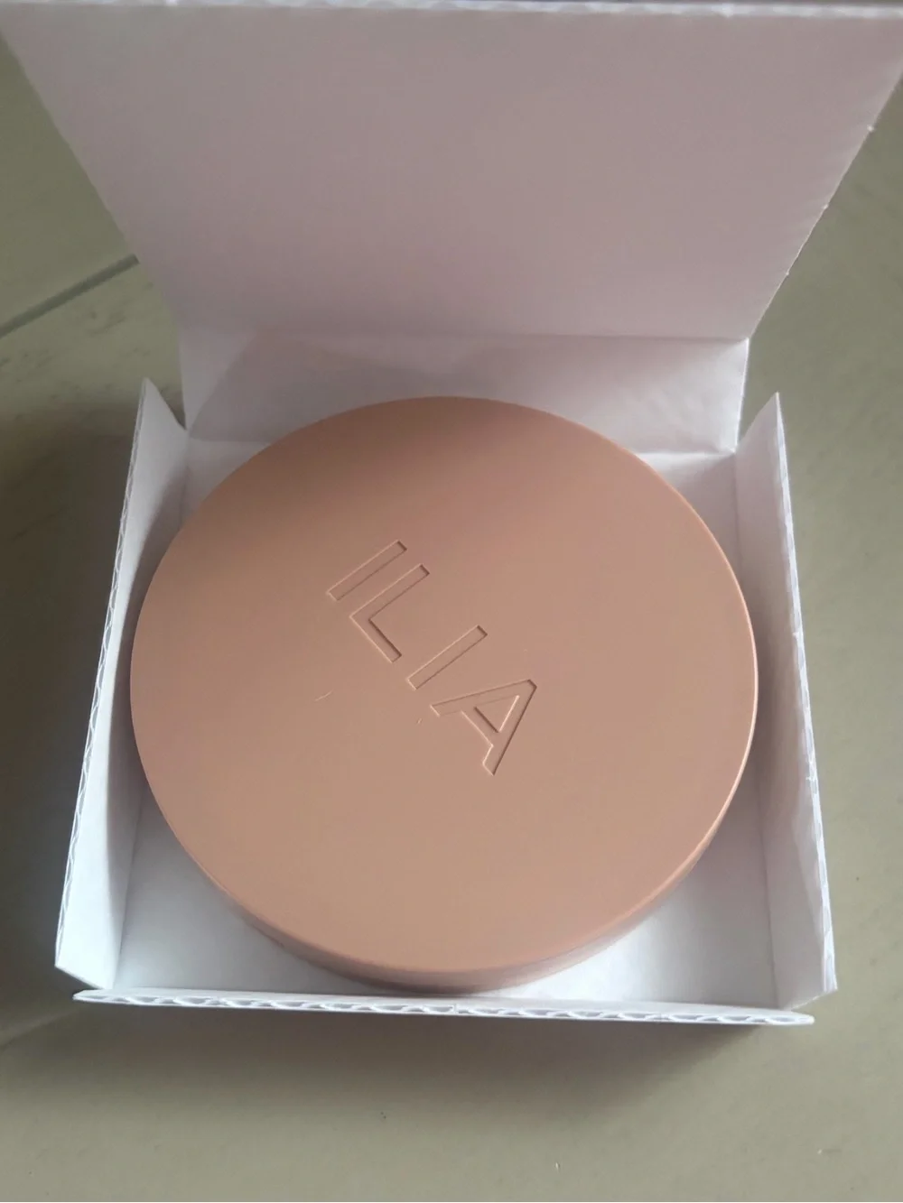 ILIA Sunshift Cream Bronzer — BASK shade